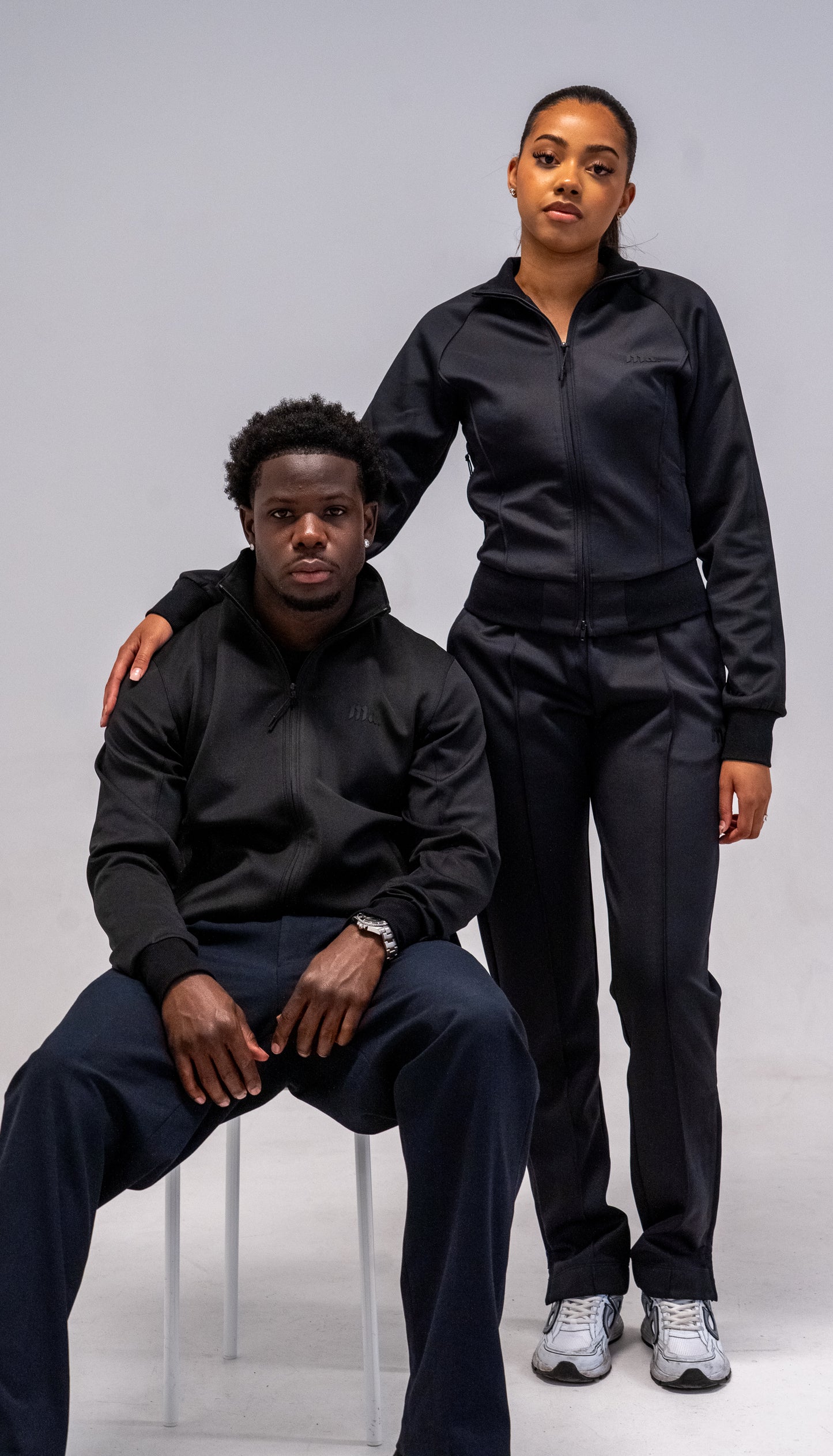 CORE ZIP JACKET