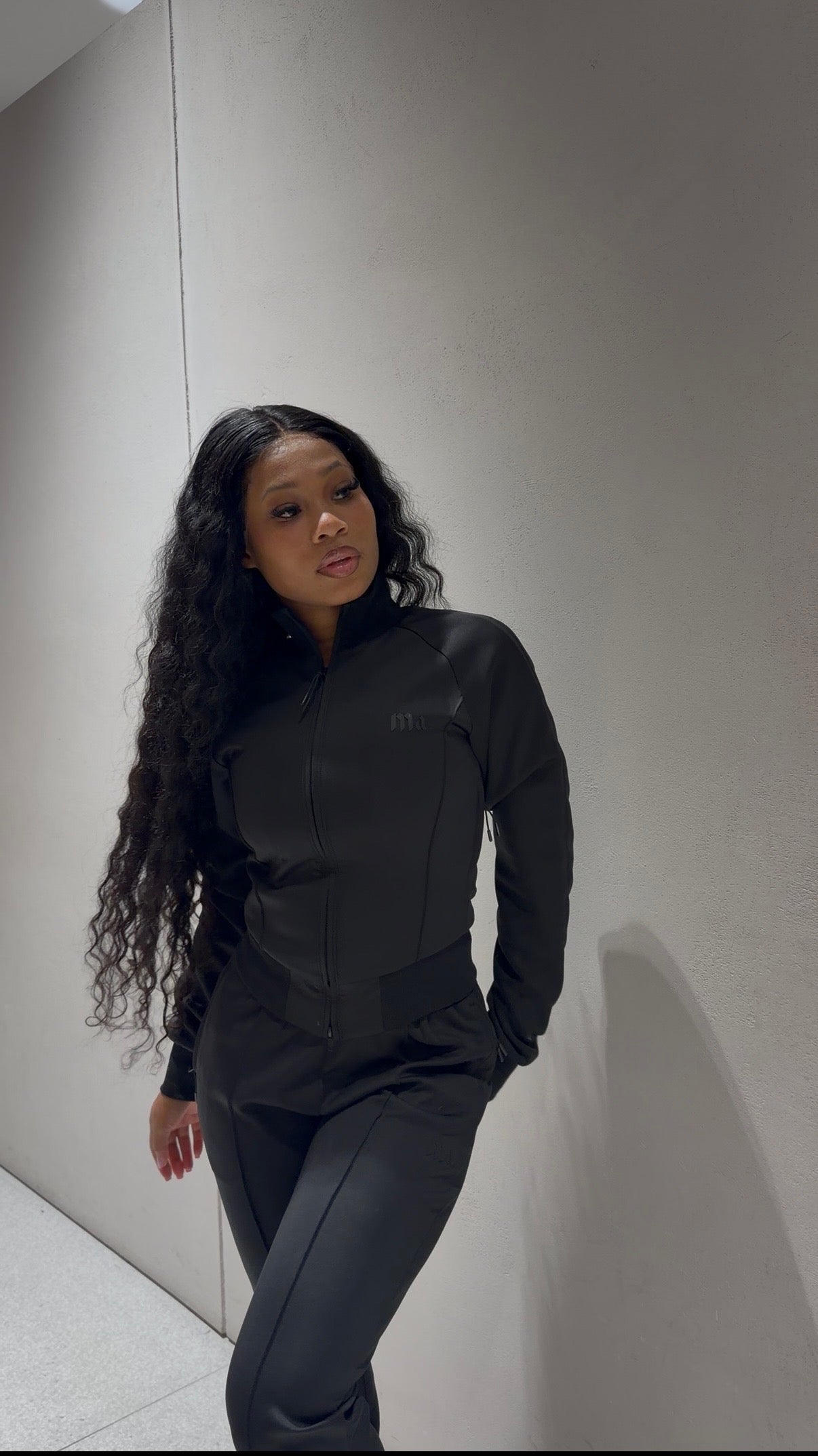 WOMEN'S CORE ZIP JACKET